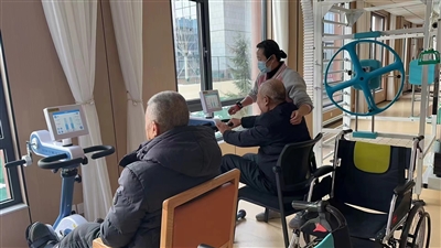 幸福来敲门 ——潞城区“一老一小一呼叫”产业建设侧记