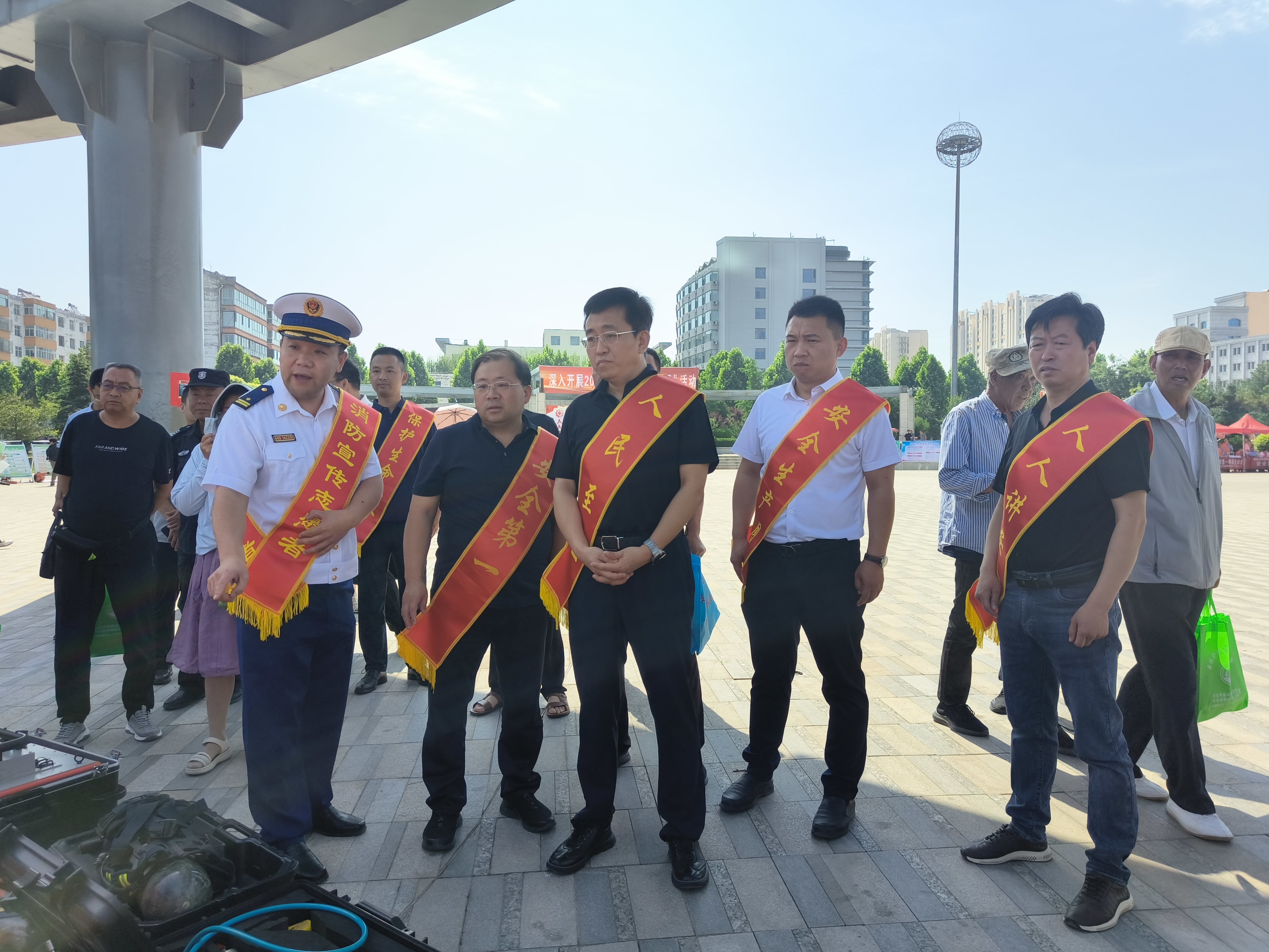 我区开展“6·16安全宣传咨询日”活动