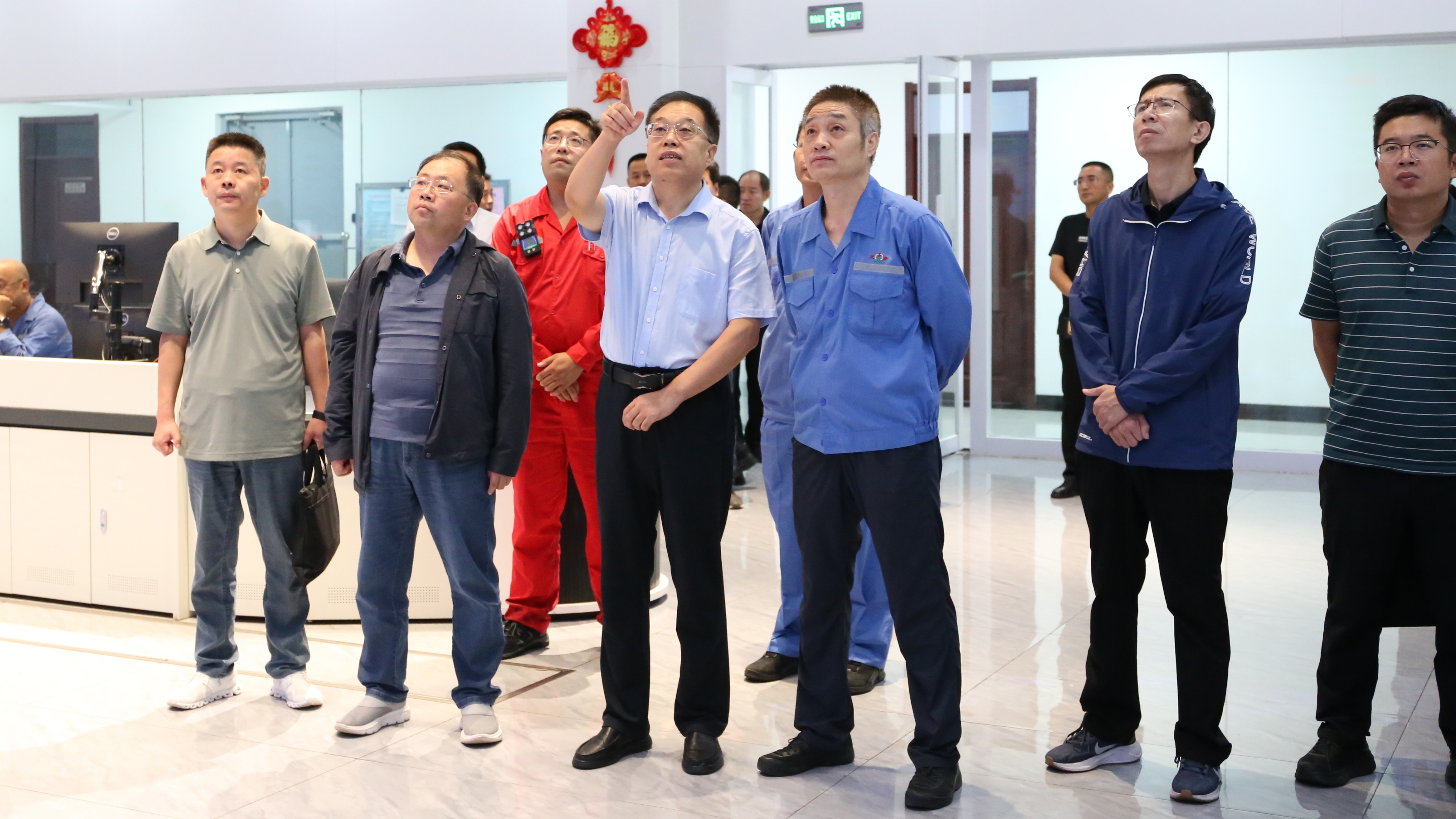 呼亚民在我区调研安全生产工作