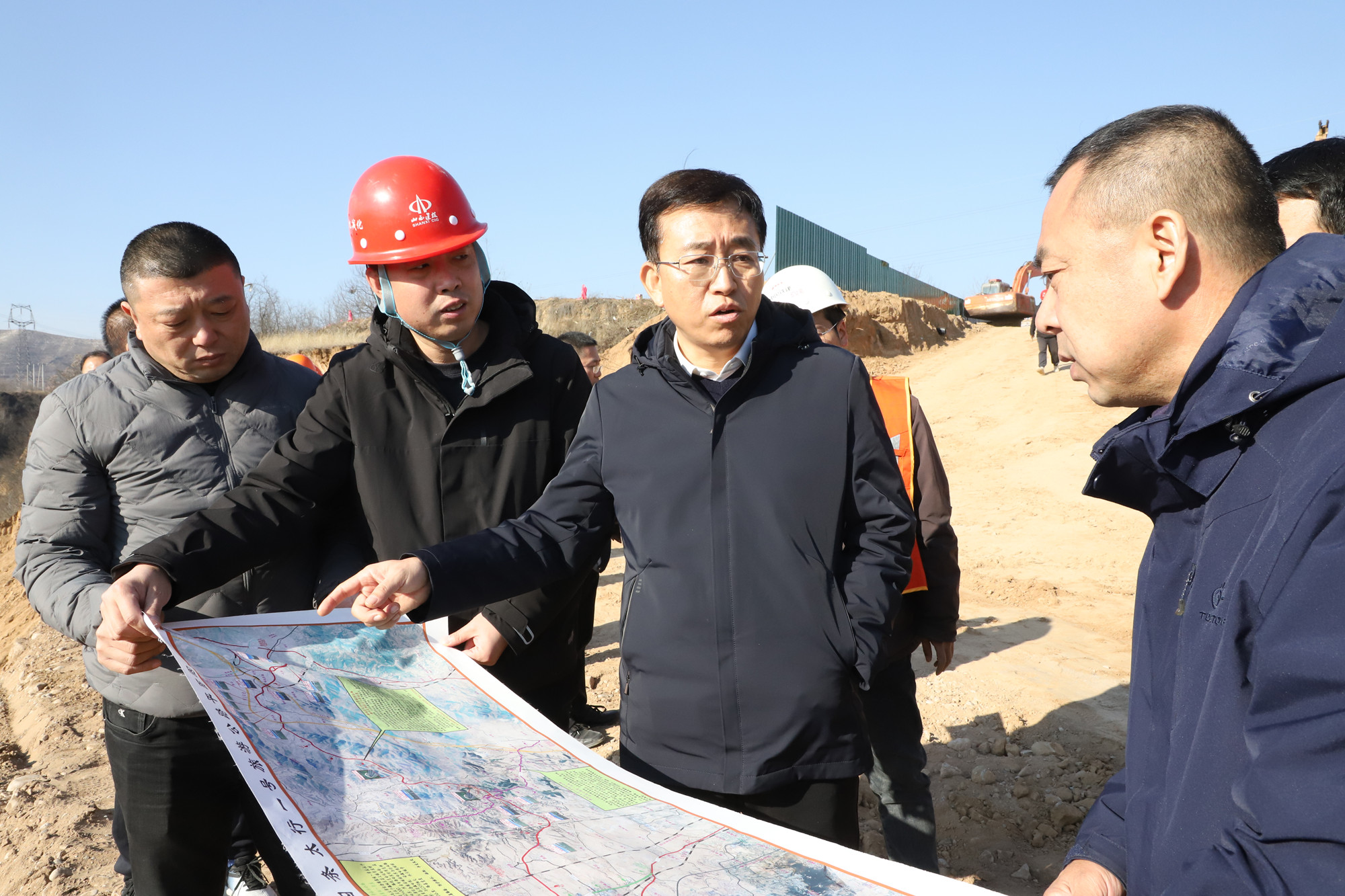 段尧刚专题调研公路项目建设工作