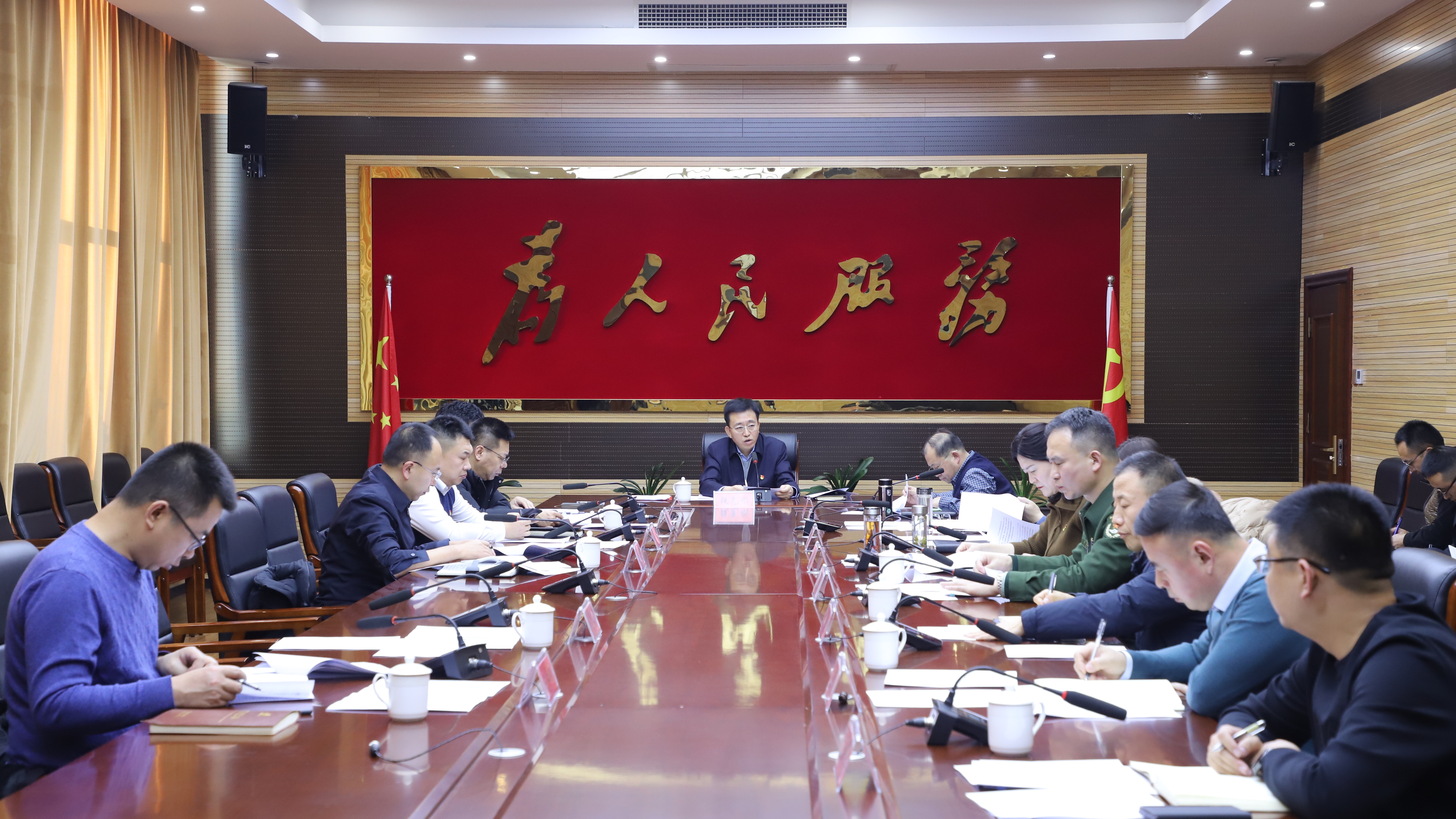 区委常委会召开（扩大）会议