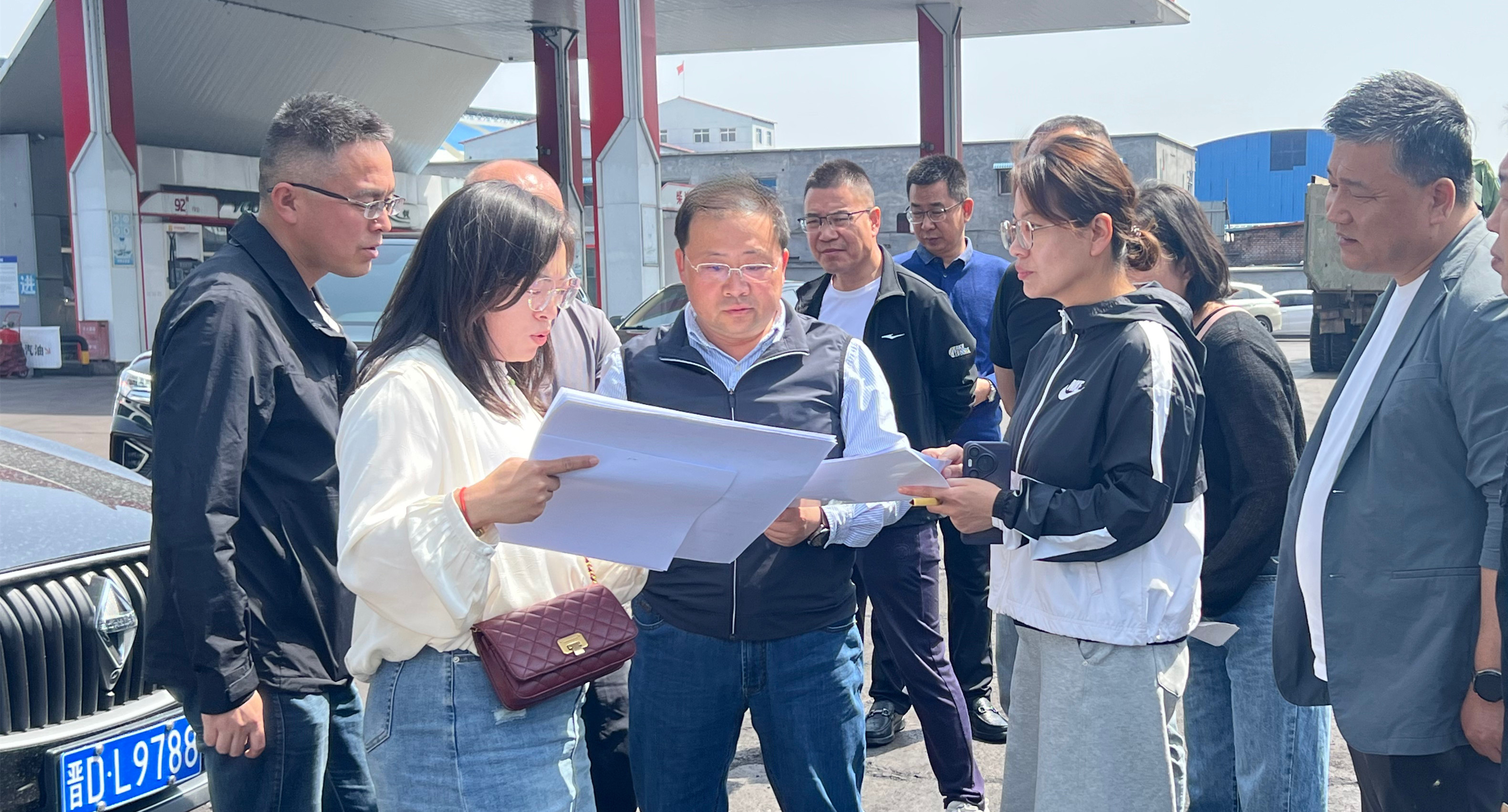 柴哲对我区部分项目建设工作进行专题调研