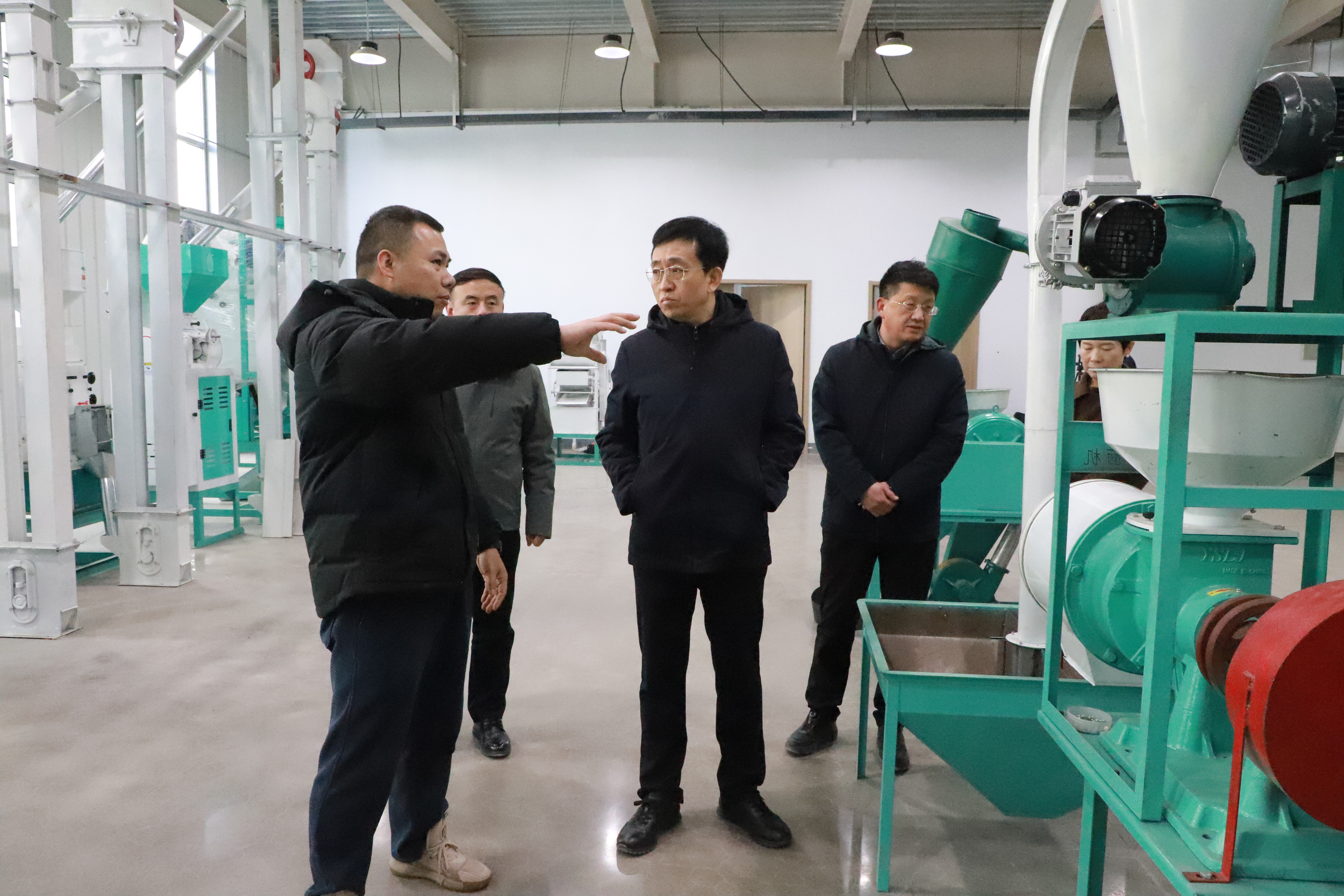 段尧刚开展入企服务  精准纾困赋能高质量发展